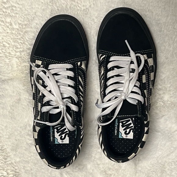 Very Rare find! Low top Vans “Zebra & Checkered Design” - Picture 5 of 6